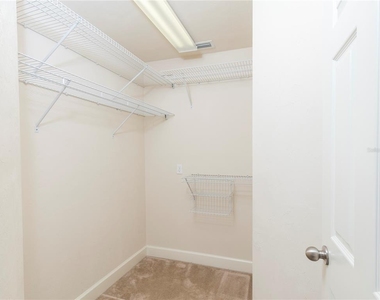 10727 Nw 65th Way - Photo Thumbnail 11