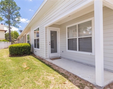 10727 Nw 65th Way - Photo Thumbnail 12