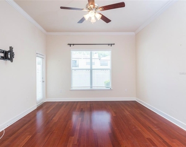 10727 Nw 65th Way - Photo Thumbnail 4