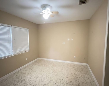 3330 Nw 27th Avenue - Photo Thumbnail 5
