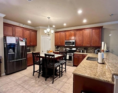 9883 Nw 17th Road - Photo Thumbnail 11