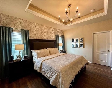 9883 Nw 17th Road - Photo Thumbnail 6