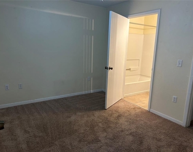 3800 Sw 20th Avenue - Photo Thumbnail 12