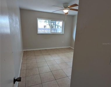 805 Nw 40th Avenue - Photo Thumbnail 10