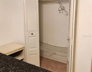 3404 Nw 52nd Terrace - Photo Thumbnail 23