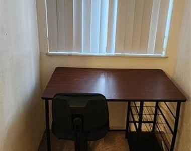 3404 Nw 52nd Terrace - Photo Thumbnail 24