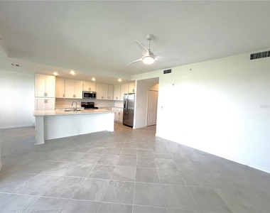17625 Opal Sand Drive - Photo Thumbnail 7