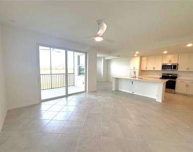 17625 Opal Sand Drive - Photo Thumbnail 6