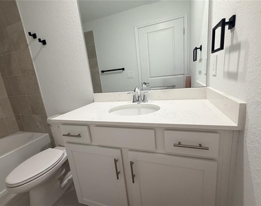17625 Opal Sand Drive - Photo Thumbnail 16