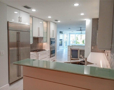 360 Gulf Of Mexico Drive - Photo Thumbnail 26