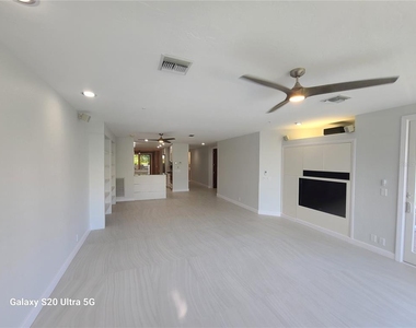 360 Gulf Of Mexico Drive - Photo Thumbnail 9