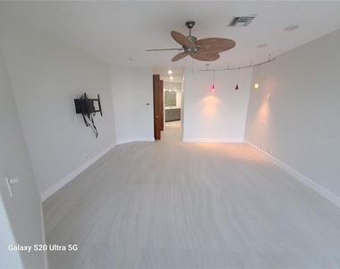 360 Gulf Of Mexico Drive - Photo Thumbnail 13