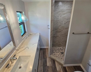 3317 Pine Valley Drive - Photo Thumbnail 10