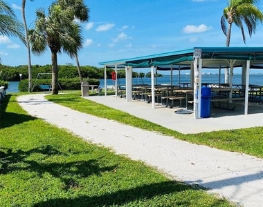 2305 Bay Drive - Photo Thumbnail 26