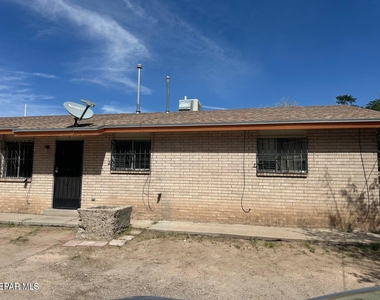 7828 West Drive - Photo Thumbnail 9