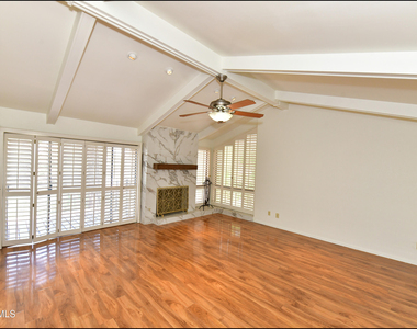5852 Mira Serena Drive - Photo Thumbnail 8
