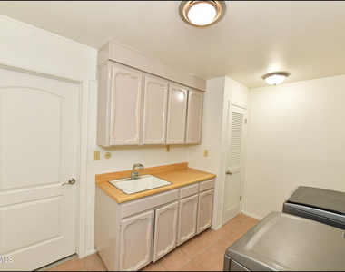 5852 Mira Serena Drive - Photo Thumbnail 41