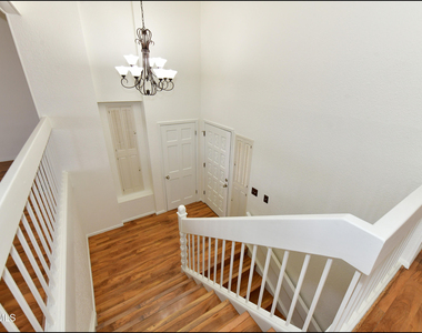 5852 Mira Serena Drive - Photo Thumbnail 20