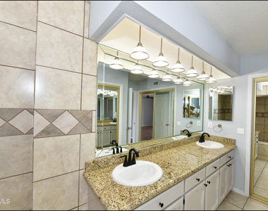 5852 Mira Serena Drive - Photo Thumbnail 28