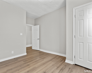 394 Gregory Street - Photo Thumbnail 19