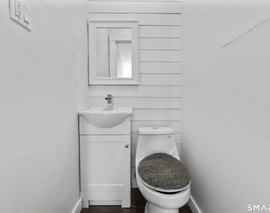 394 Gregory Street - Photo Thumbnail 5