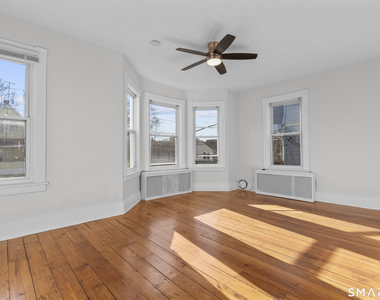 394 Gregory Street - Photo Thumbnail 11