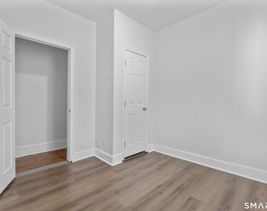 394 Gregory Street - Photo Thumbnail 16