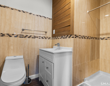 394 Gregory Street - Photo Thumbnail 6