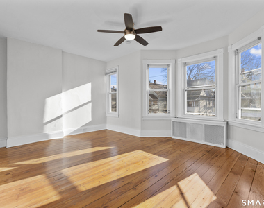 394 Gregory Street - Photo Thumbnail 14
