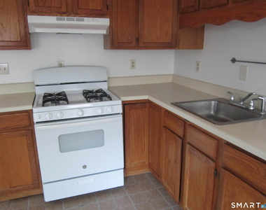 78 Alcove Street - Photo Thumbnail 9