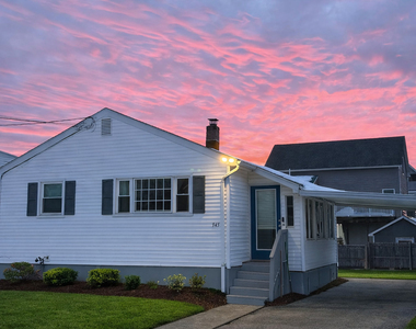 945 Broadway - Photo Thumbnail 16