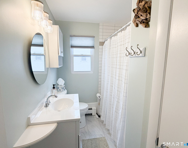 945 Broadway - Photo Thumbnail 14