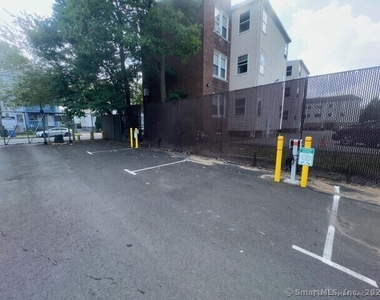 891 West Boulevard - Photo Thumbnail 8