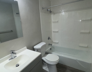 891 West Boulevard - Photo Thumbnail 10