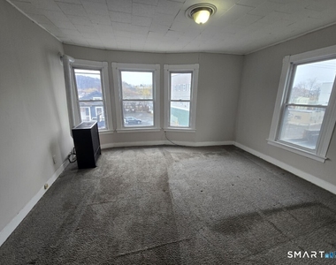 779 E. Main Street - Photo Thumbnail 6