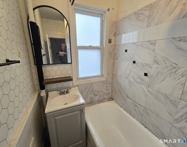 779 E. Main Street - Photo Thumbnail 12