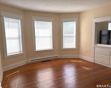 137 Clifton Street - Photo Thumbnail 6