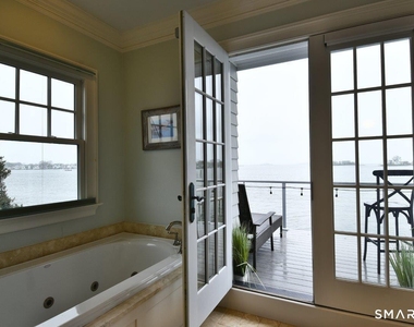 50 Shorefront Park - Photo Thumbnail 27