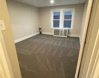 863 5th Ave - Photo Thumbnail 16