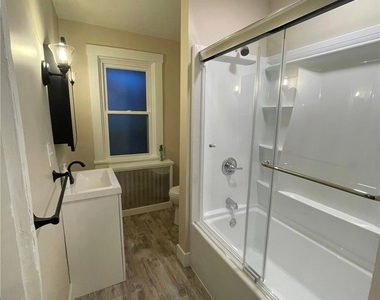 863 5th Ave - Photo Thumbnail 7