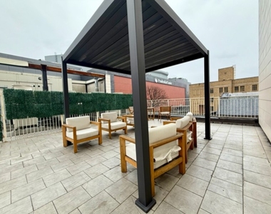 810 Broad Street - Photo Thumbnail 8