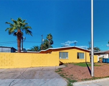 1302 Rexford Place - Photo Thumbnail 15
