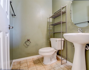 4013 Buteo Lane - Photo Thumbnail 8