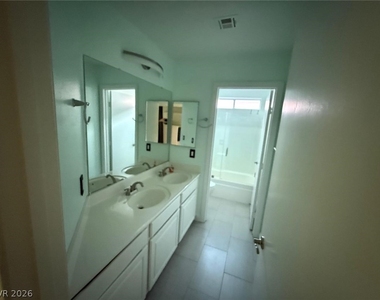 2120 Royal Antilles Court - Photo Thumbnail 18