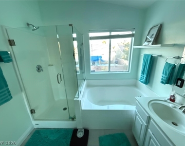 2120 Royal Antilles Court - Photo Thumbnail 17