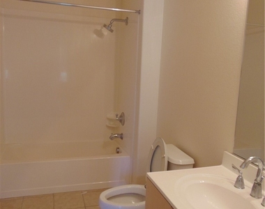 44 Serene Avenue - Photo Thumbnail 16