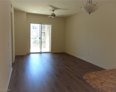 44 Serene Avenue - Photo Thumbnail 13