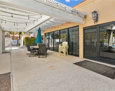 2851 S Valley View Boulevard - Photo Thumbnail 36