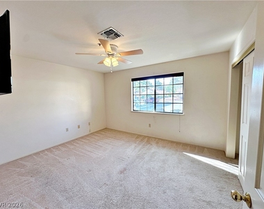 2851 S Valley View Boulevard - Photo Thumbnail 14