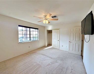 2851 S Valley View Boulevard - Photo Thumbnail 15